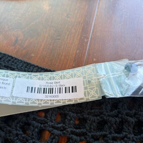 Devon Windsor Remi Top and Rose Skirt Small - Picture 6 of 13